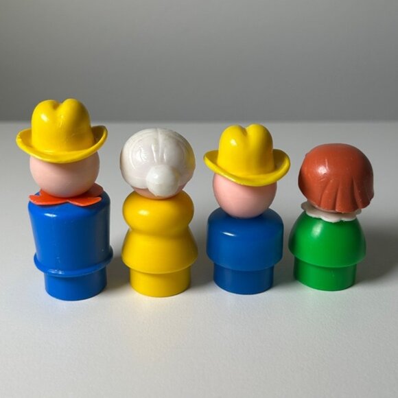 Vintage 80s Fisher Price Little People Play Family Farm #915 Replacements - Picture 3 of 16